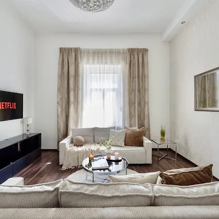 Apartment Luxe 2br With View On The St Stephen Road