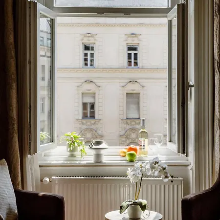 아파트 Luxe 2br With View On The St Stephen Road